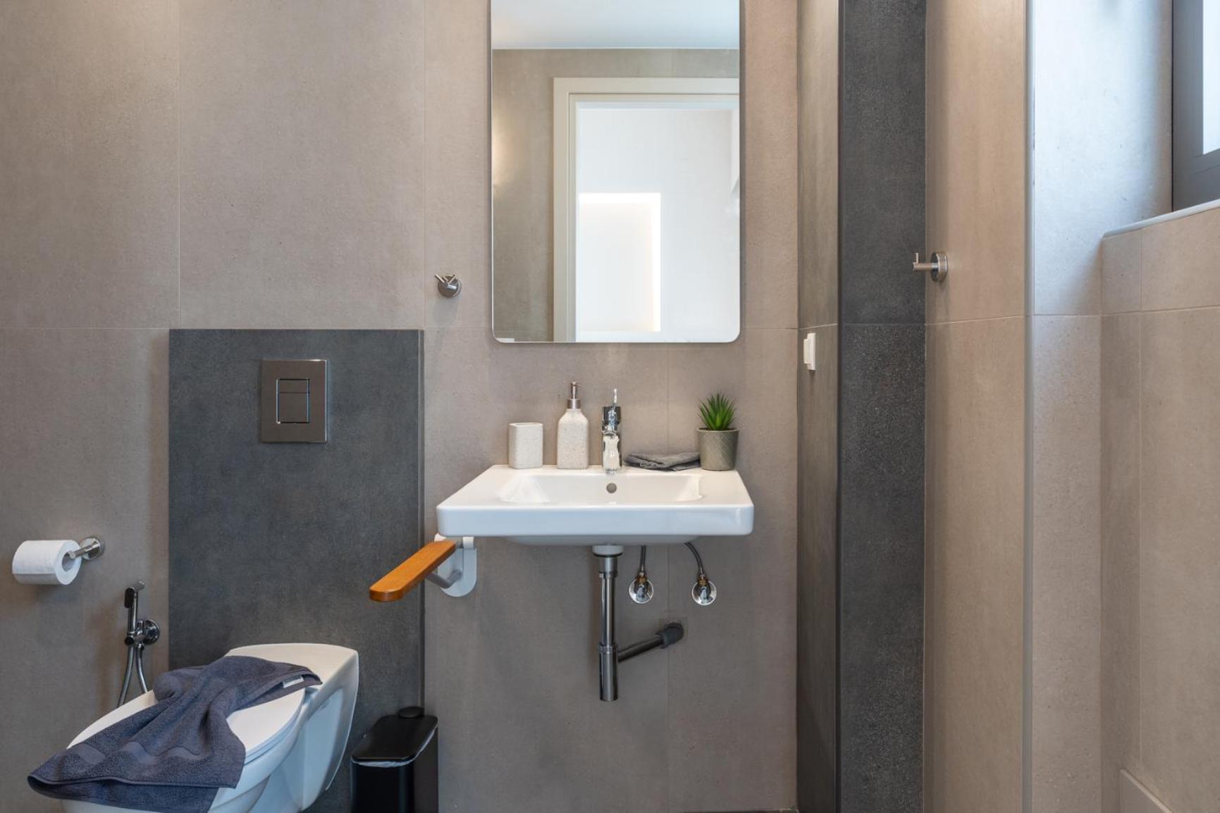 Dreta Suites Ханя Екстериор снимка